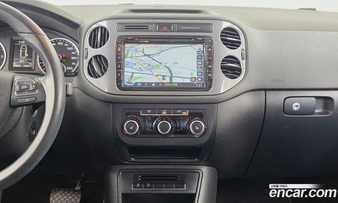 Volkswagen Tiguan 2014 2.0 автомат (гидро), фото 14