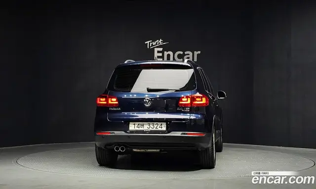 Volkswagen Tiguan 2014 2.0 автомат (гидро), миниатюра 4