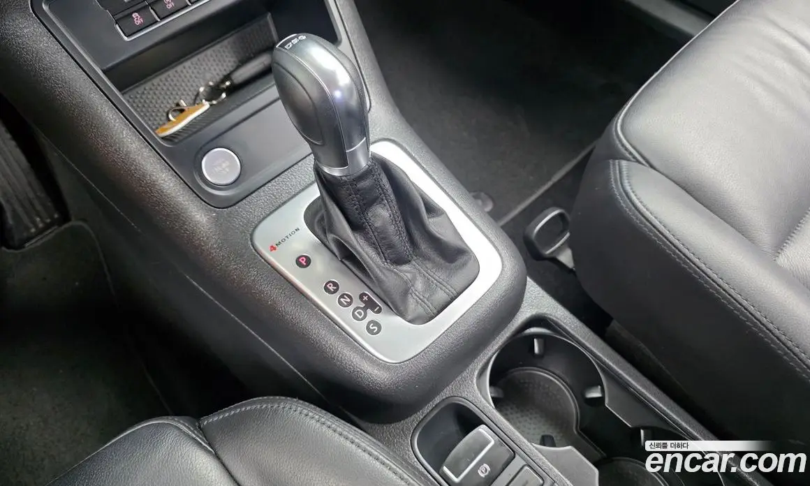 Volkswagen Tiguan 2014 2.0 автомат (гидро), фото 9