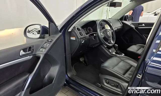 Volkswagen Tiguan 2014 2.0 автомат (гидро), миниатюра 10
