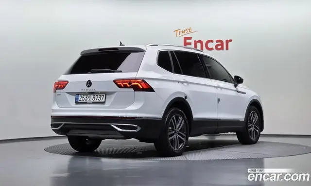 Volkswagen Tiguan 2022 2.0 автомат (гидро), миниатюра 2