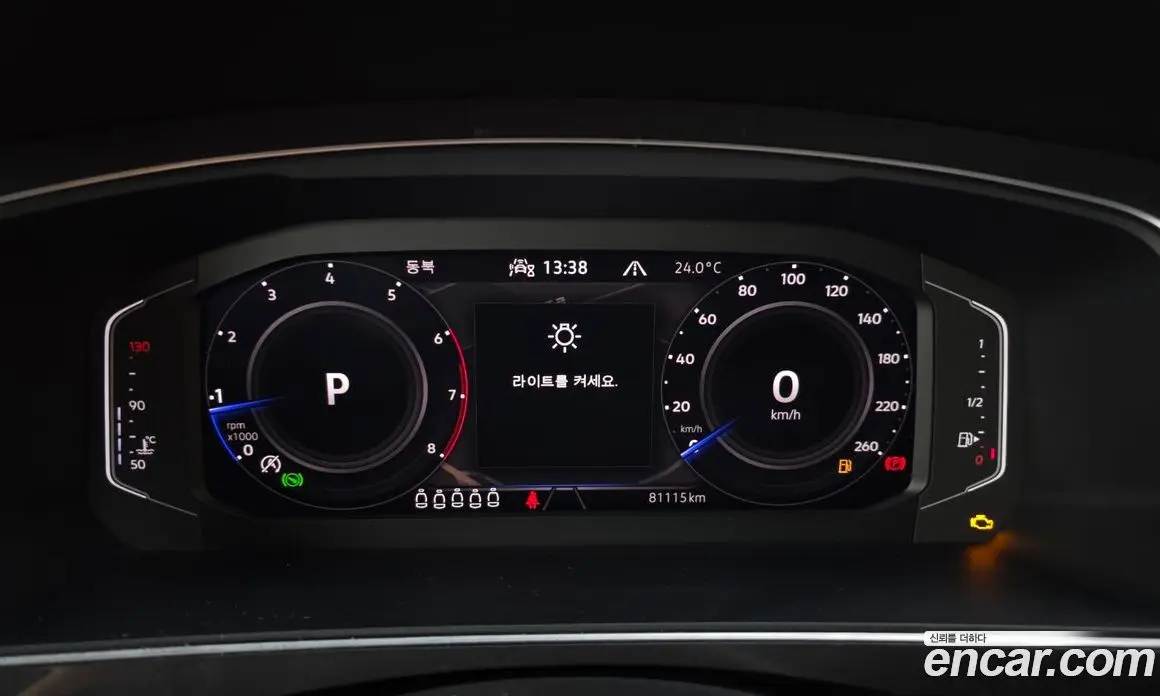 Volkswagen Tiguan 2022 2.0 автомат (гидро), фото 11