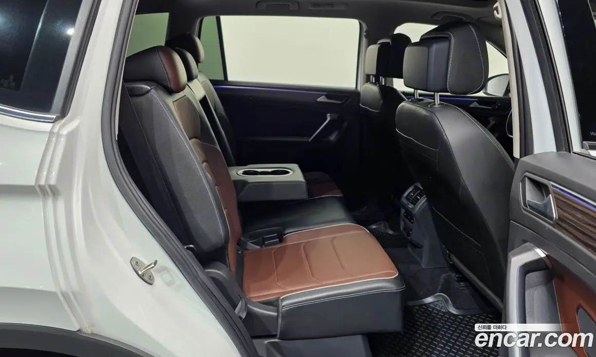 Volkswagen Tiguan 2022 2.0 автомат (гидро), фото 18