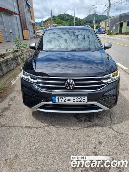 Volkswagen Tiguan 2023 2.0 автомат (гидро), фото 20