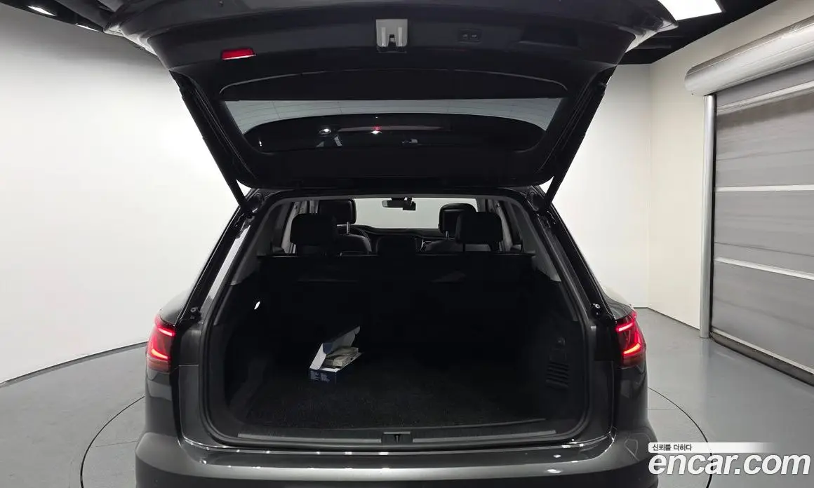 Volkswagen Touareg 2023 3.0 автомат (гидро), фото 20