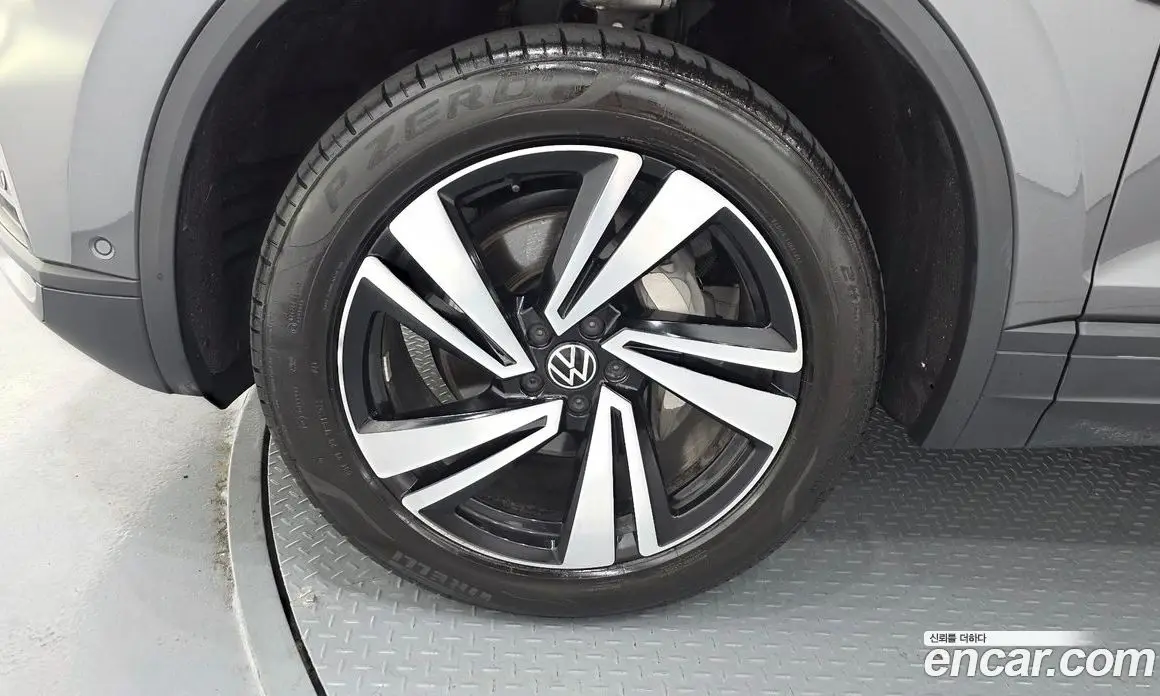 Volkswagen Touareg 2023 3.0 автомат (гидро), фото 5