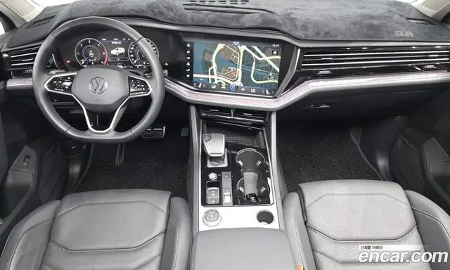 Volkswagen Touareg 2023 3.0 автомат (гидро), миниатюра 7