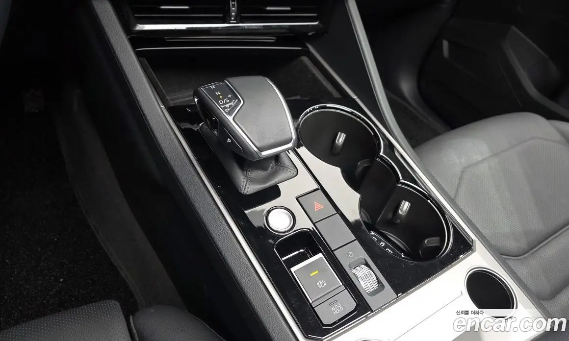 Volkswagen Touareg 2023 3.0 автомат (гидро), фото 9