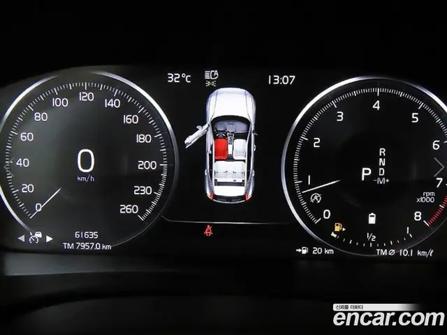 Volvo XC40 2020 2.0 автомат (гидро), миниатюра 9