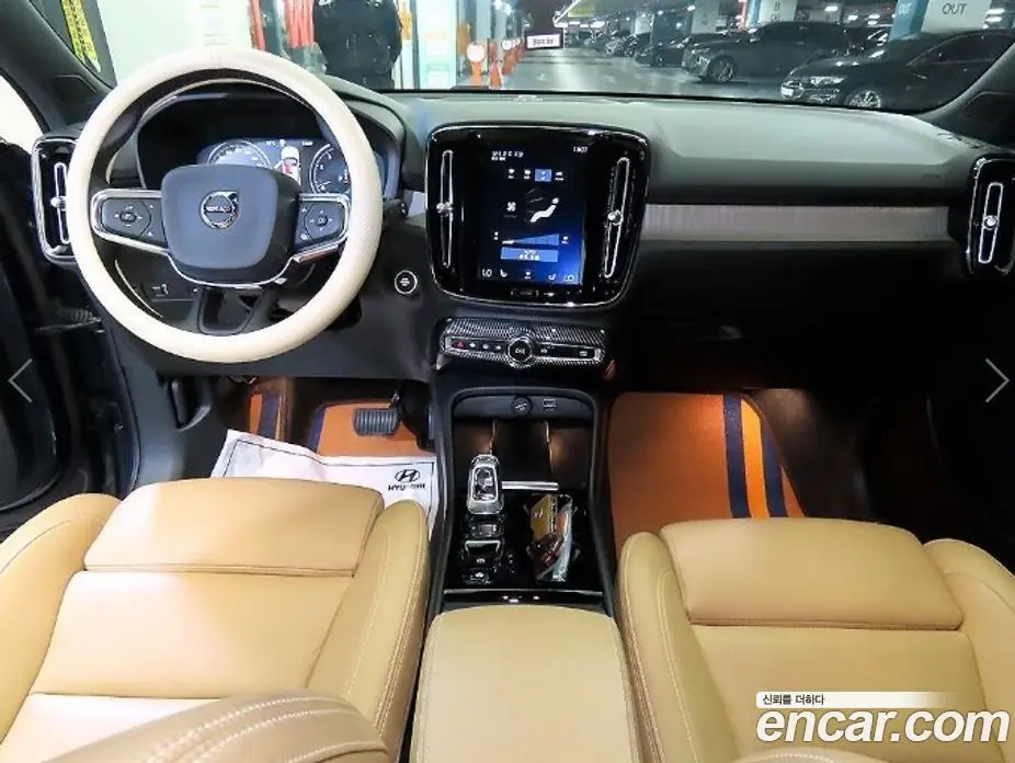Volvo XC40 2020 2.0 автомат (гидро), фото 10
