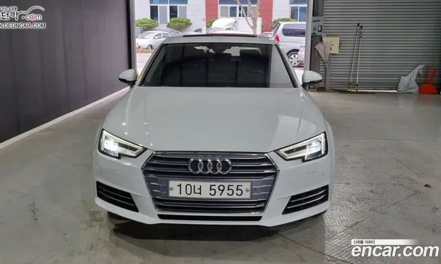 Audi A4 2018 2.0 автомат (гидро), миниатюра 3