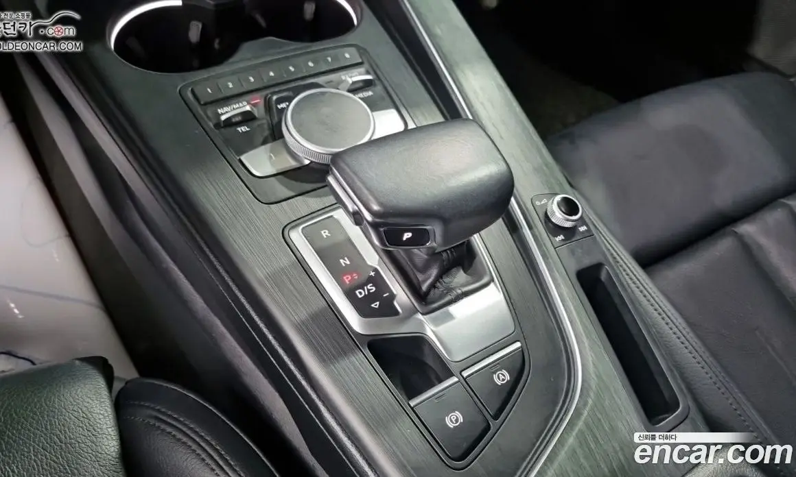 Audi A4 2018 2.0 автомат (гидро), фото 9