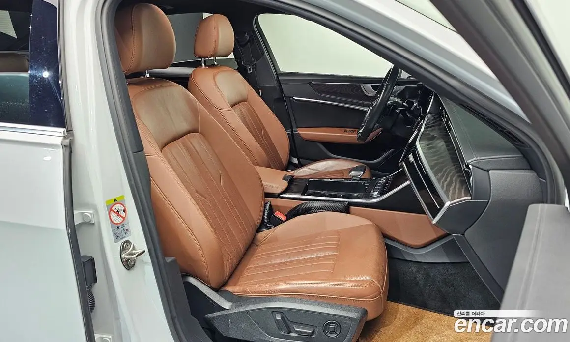 Audi A6 2021 2.0 автомат (гидро), фото 11