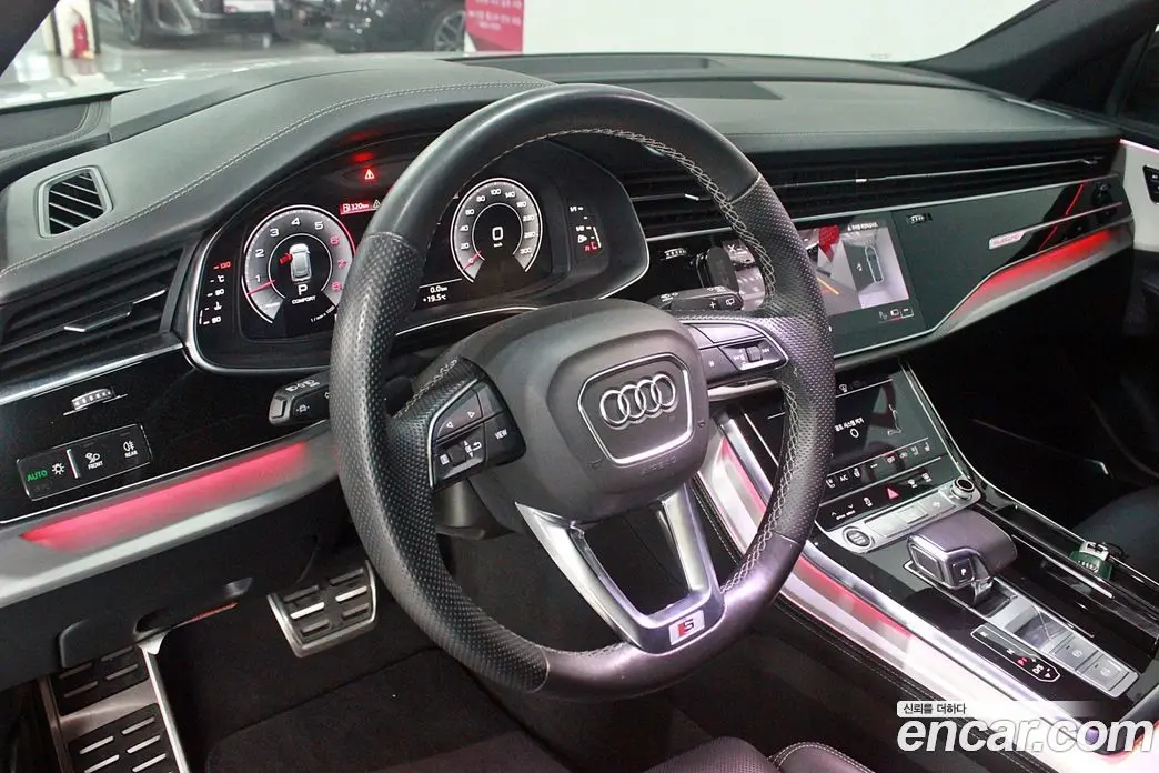 Audi Q8 2022 3.0 автомат (гидро), фото 12