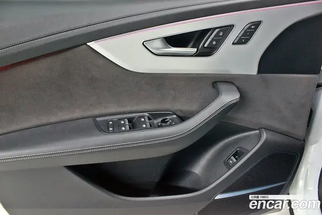 Audi Q8 2022 3.0 автомат (гидро), миниатюра 10