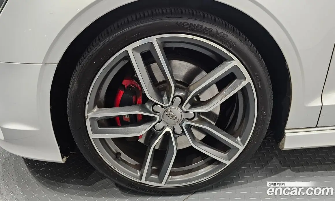 Audi S3 2015 2.0 автомат (гидро), фото 5