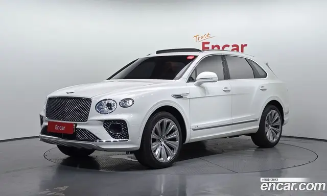Bentley Bentayga 2022 4.0 автомат (гидро), миниатюра 1 Bentley Bentayga 2022 4.0 автомат (гидро), миниатюра 1