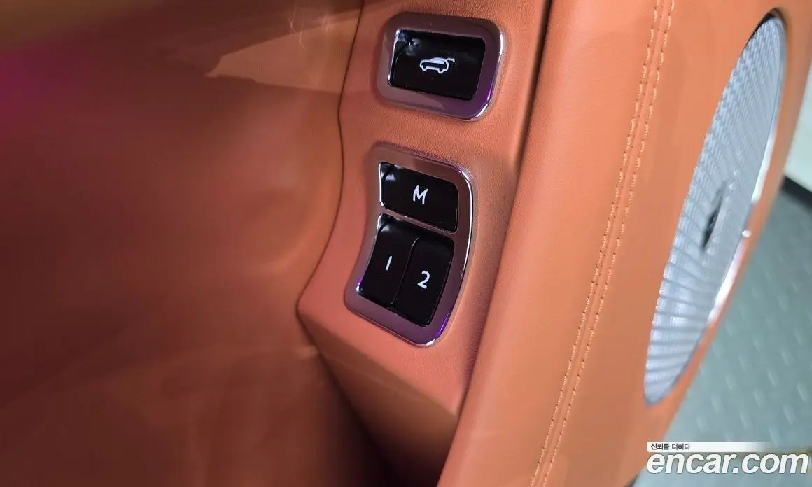 Bentley Bentayga 2022 4.0 автомат (гидро), фото 31 Bentley Bentayga 2022 4.0 автомат (гидро), фото 31