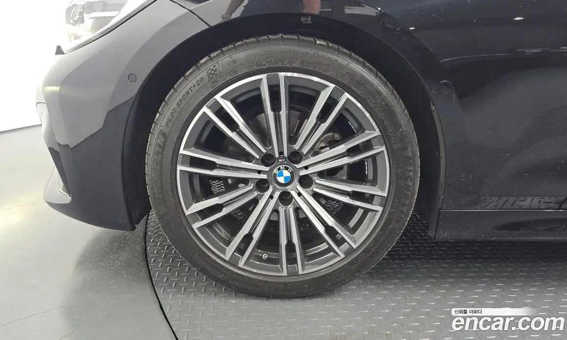 BMW 3 серия 2021 2.0 автомат (гидро), фото 5