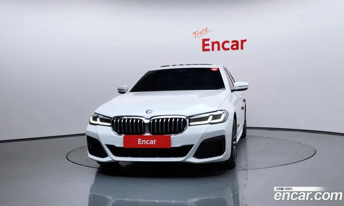 BMW 5 серия 2022 2.0 автомат (гидро), фото 3