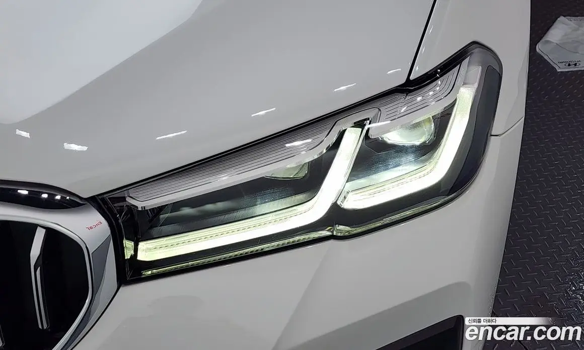 BMW 5 серия 2022 2.0 автомат (гидро), фото 8