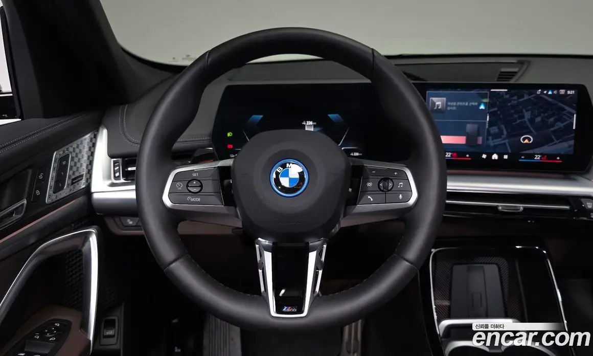 BMW iX1 2024 0.2 автомат (гидро), фото 17