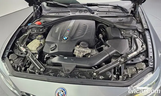 BMW M2 2017 3.0 автомат (гидро), миниатюра 6