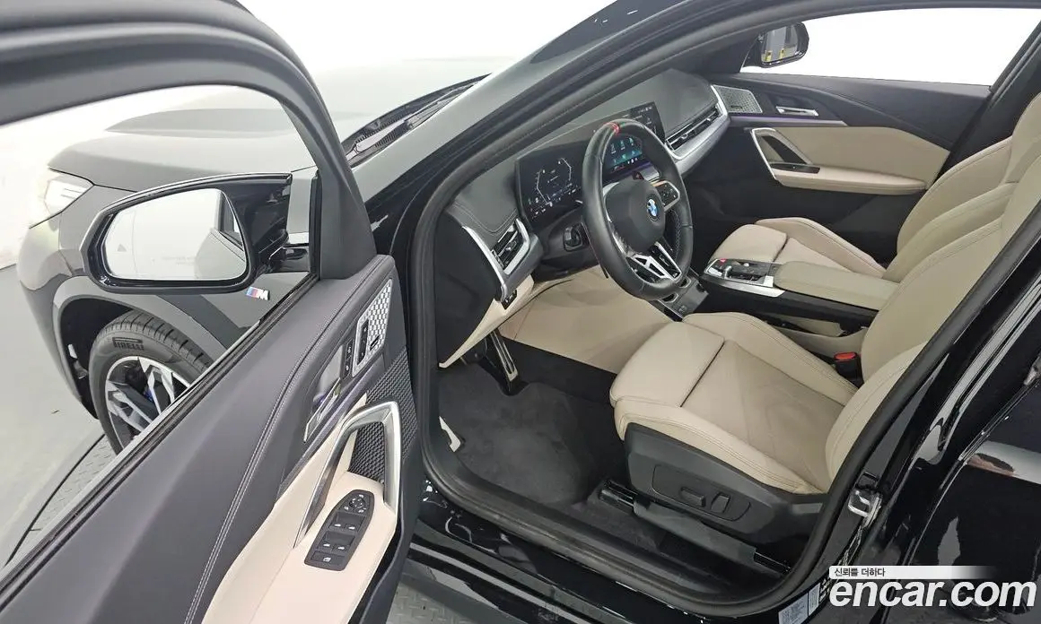 BMW X1 2024 2.0 автомат (гидро), фото 13