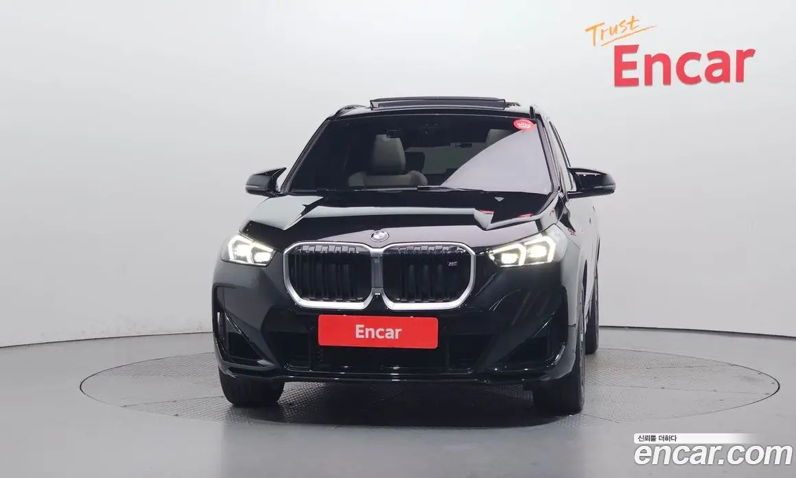 BMW X1 2024 2.0 автомат (гидро), фото 3