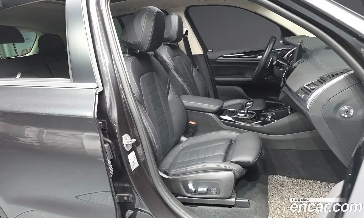 BMW X3 2022 2.0 автомат (гидро), фото 11