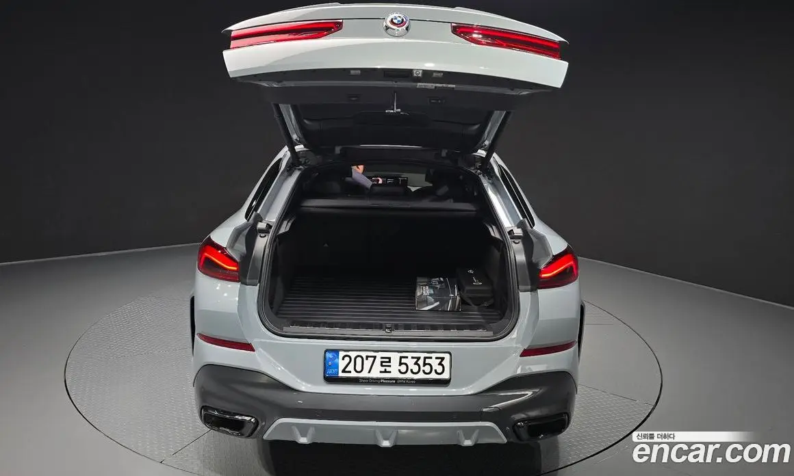 BMW X6 2024 3.0 автомат (гидро), фото 26