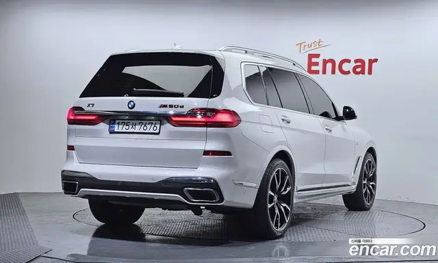 BMW X7 2020 3.0 автомат (гидро), миниатюра 2