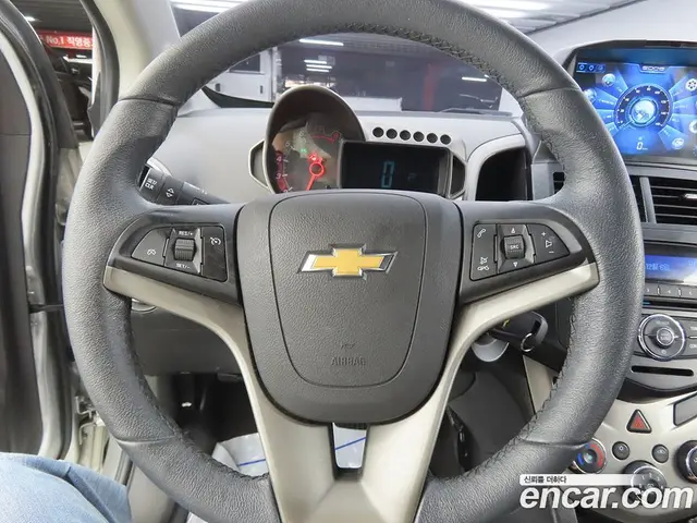 Chevrolet Aveo 2016 1.4 автомат (гидро), миниатюра 8