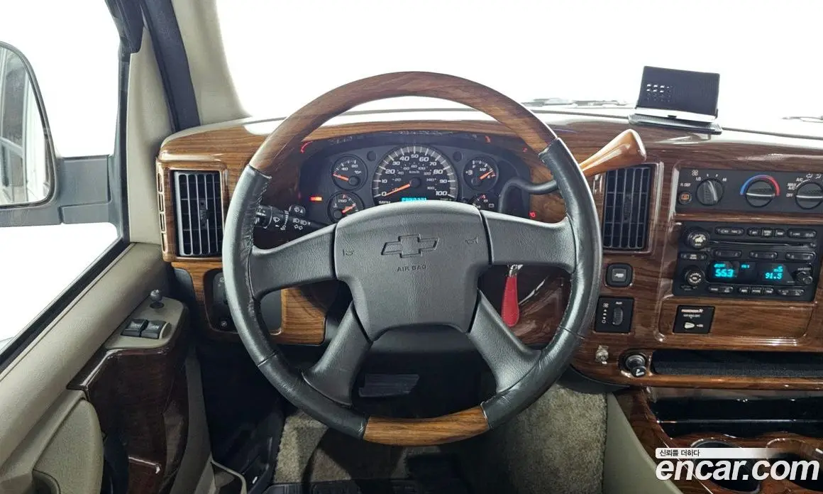 Chevrolet Express Van 2004 6.0 автомат (гидро), фото 16