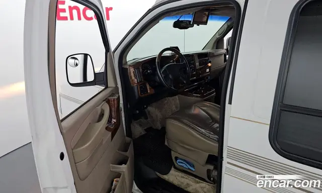 Chevrolet Express Van 2004 6.0 автомат (гидро), миниатюра 10