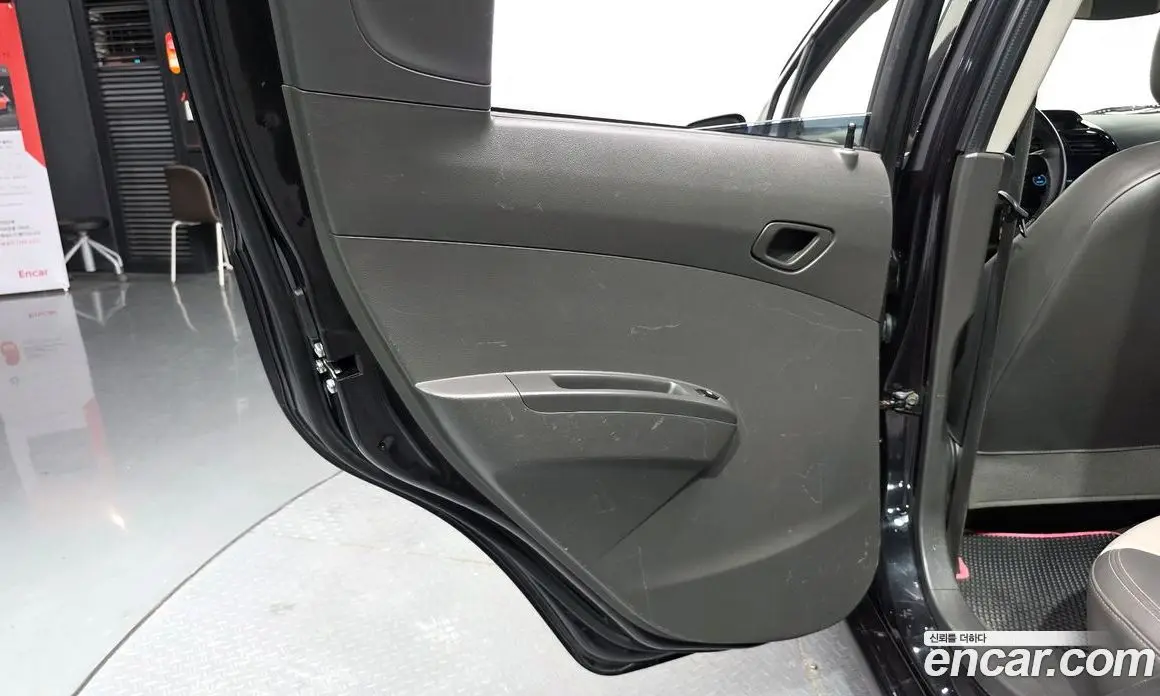 Chevrolet Spark 2012 1.0 автомат (гидро), фото 15