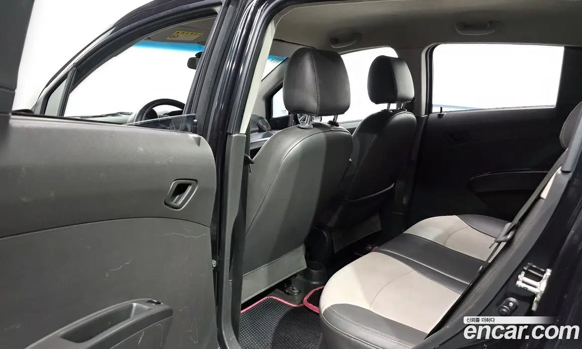 Chevrolet Spark 2012 1.0 автомат (гидро), фото 17