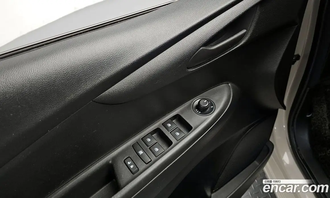 Chevrolet Spark 2015 1.0 автомат (гидро), фото 17