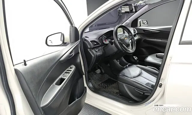 Chevrolet Spark 2015 1.0 автомат (гидро), миниатюра 10