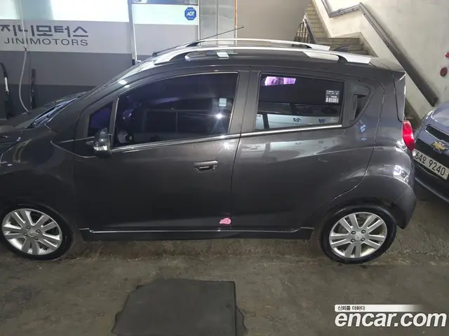 Chevrolet Spark 2015 1.0 автомат (гидро), миниатюра 2