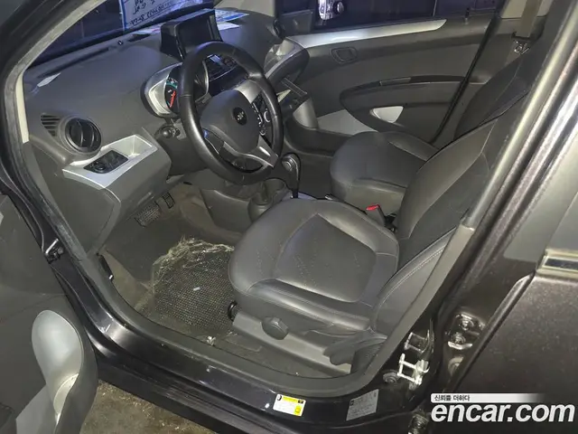 Chevrolet Spark 2015 1.0 автомат (гидро), миниатюра 7