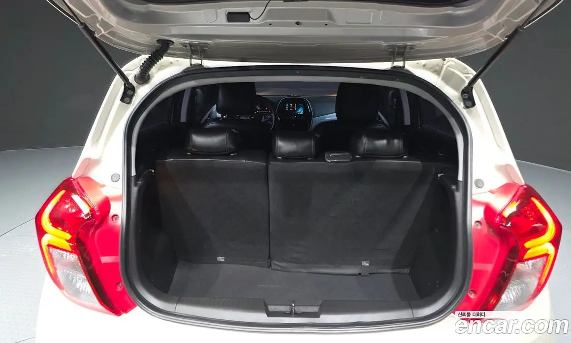 Chevrolet Spark 2016 1.0 автомат (гидро), фото 26