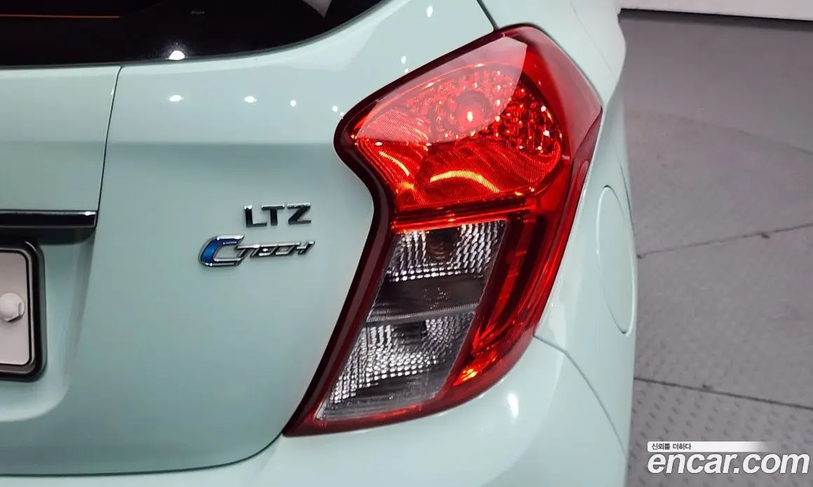 Chevrolet Spark 2016 1.0 автомат (гидро), фото 9