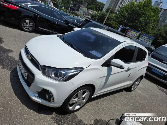 Chevrolet Spark 2016 1.0 автомат (гидро), миниатюра 2