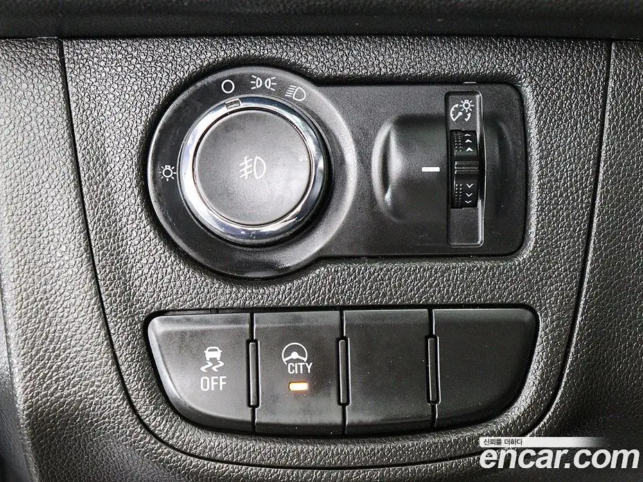 Chevrolet Spark 2016 1.0 автомат (гидро), фото 13