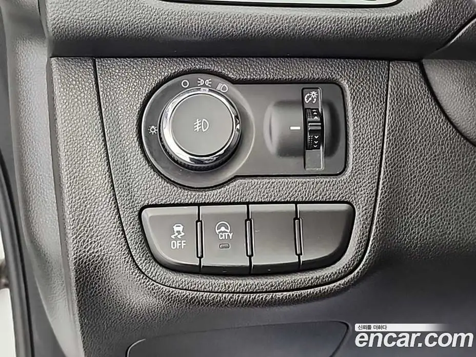 Chevrolet Spark 2016 1.0 автомат (гидро), фото 17