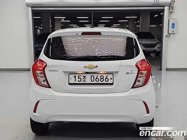 Chevrolet Spark 2016 1.0 автомат (гидро), миниатюра 3