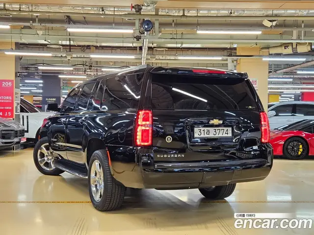 Chevrolet Surburban 2017 5.3 автомат (гидро), миниатюра 2