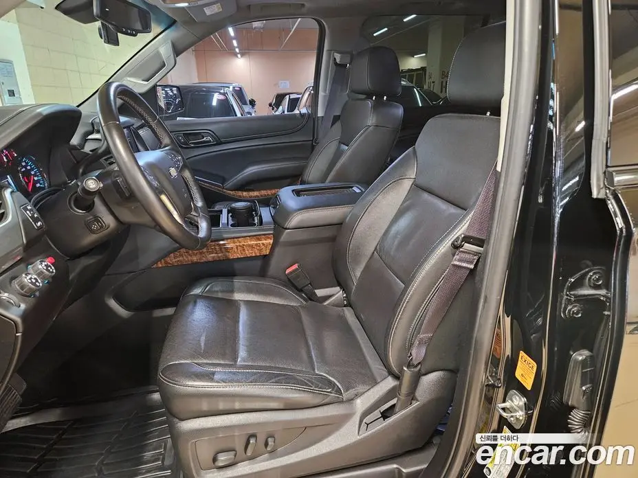 Chevrolet Surburban 2017 5.3 автомат (гидро), фото 10