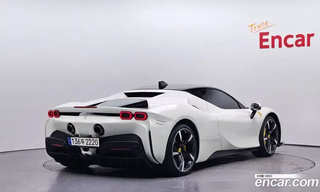 Ferrari SF90 2021 4.0 автомат (гидро), миниатюра 2